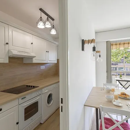 Cosy - Centre - Terrasse - Clim - Wifi * Cannes